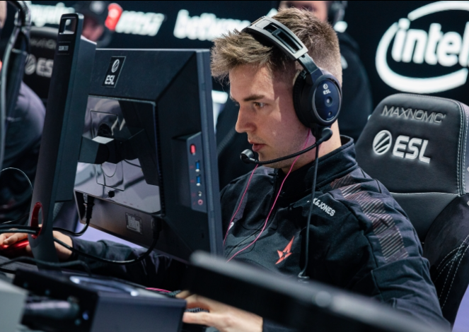 现代训练饮 现代训练饮